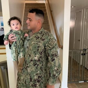 Meet your Posher, Christopher